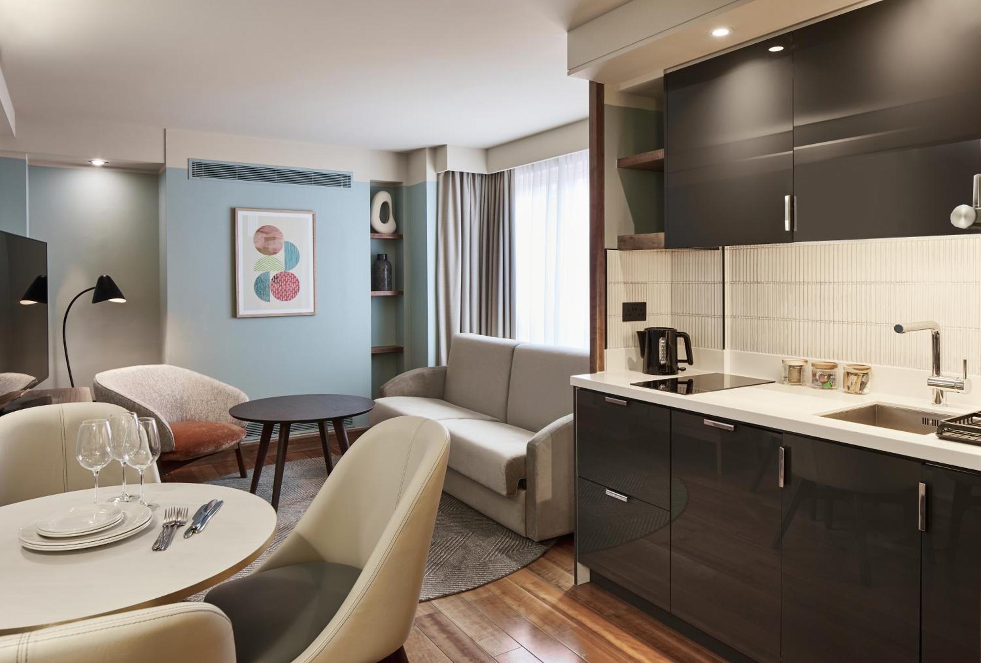 Master Farringdon Apartman London Szoba fotó